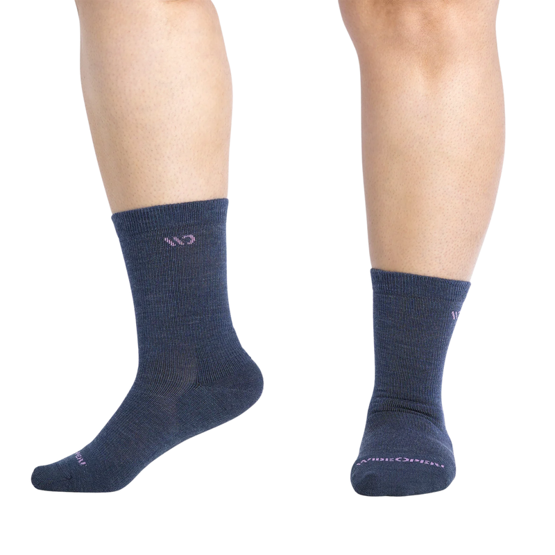 Wide Open Women's Solid Cushioned Crew Socks - Denim