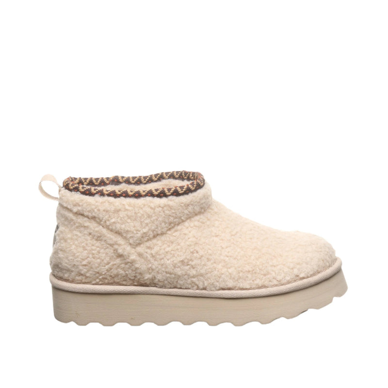 Bearpaw Women's Snuggle Daphne Boots - Oat