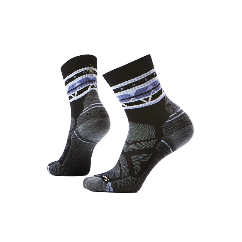 Smartwool Women's Hike Light Cushion Zig Zag Valley Mid Crew Socks - Black