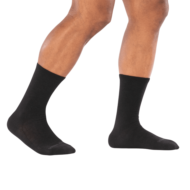 Wide Open Men's Solid Lightweight Crew Socks - Black
